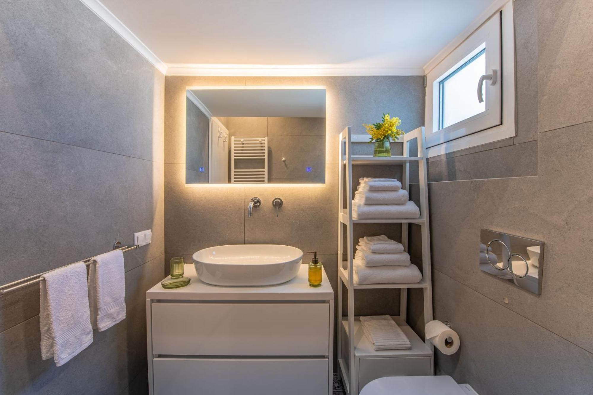 Artsy Spacious Cozy In Glyfada Center Atény